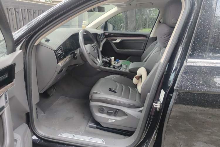 Used Volkswagen Touareg 2019 3.0 TSI RuiFeng Edition China VI Standard Driver Seat