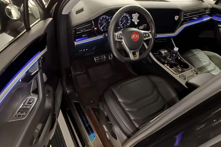 Used Volkswagen Touareg 2019 2.0TSI Ruiyi Edition China VI Standard Driver Seat