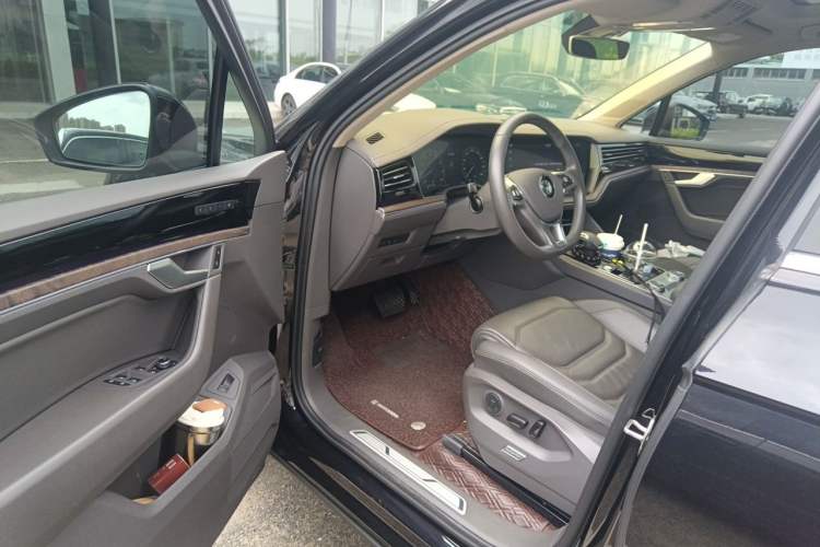 Used Volkswagen Touareg 2019 3.0 TSI RuiFeng Edition China V Standard Driver Seat