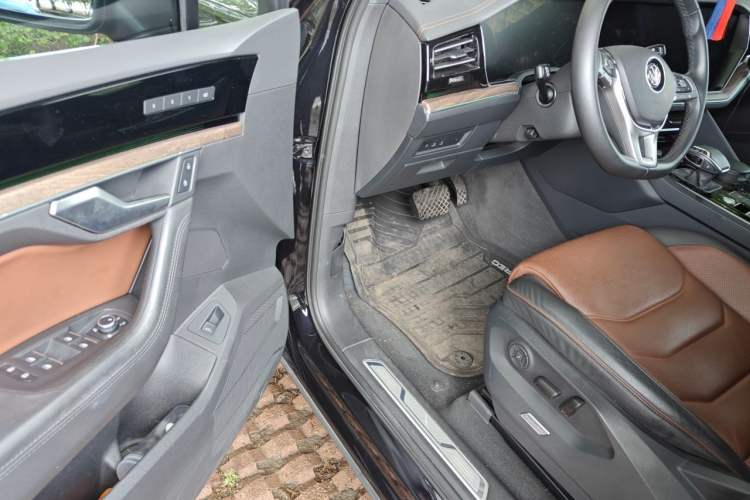 Used Volkswagen Touareg 2019 3.0 TSI Advanced Version China V Standard Driver Seat