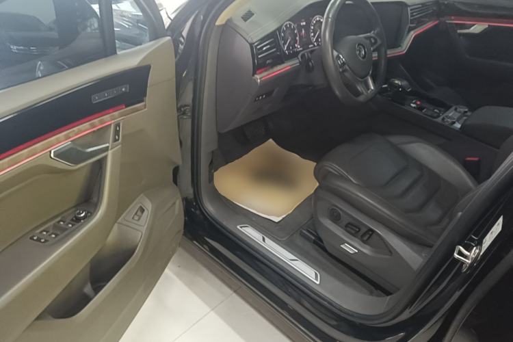 Used Volkswagen Touareg 2019 3.0 TSI RuiFeng Edition China VI Standard Driver Seat