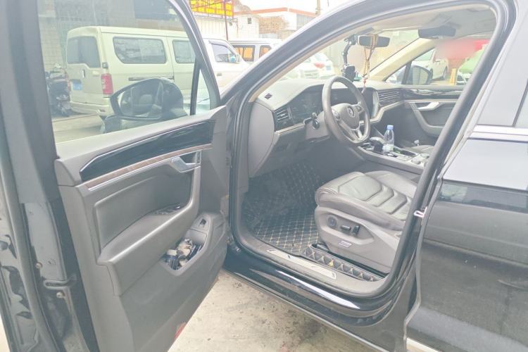 Used Volkswagen Touareg 2019 2.0 TSI Ruiyi Edition China V Standard Driver Seat