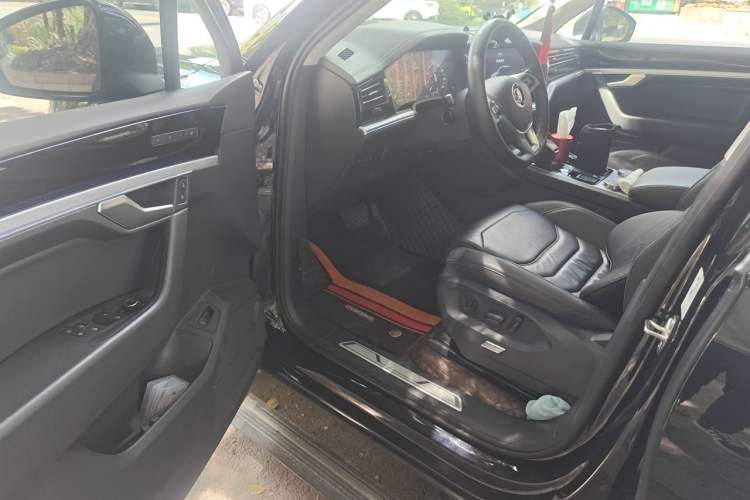 Used Volkswagen Touareg 2019 3.0 TSI RuiFeng Edition China VI Standard Driver Seat