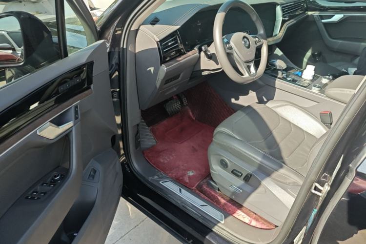Used Volkswagen Touareg 2019 3.0 TSI RuiFeng Edition China VI Standard Driver Seat