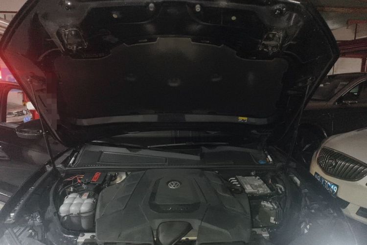 Used Volkswagen Touareg 2019 3.0 TSI RuiFeng Edition China VI Standard Engine Bay