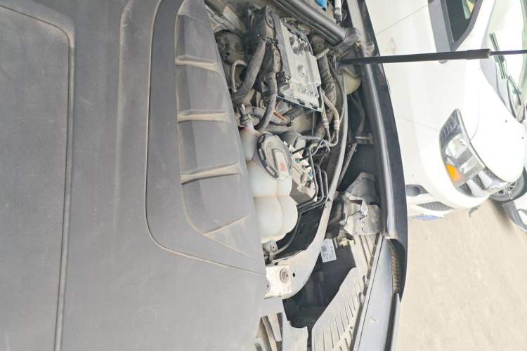 Used Volkswagen Touareg 2019 2.0 TSI Ruiyi Edition China V Standard Engine Bay Left