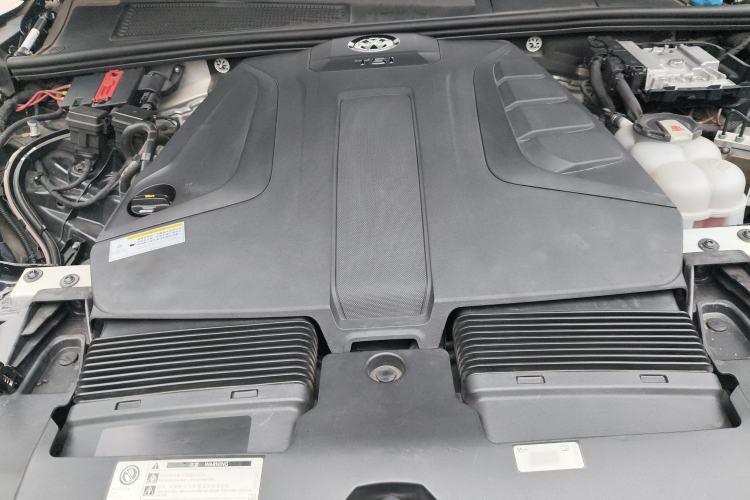 Used Volkswagen Touareg 2019 2.0 TSI Ruiyi Edition China V Standard Engine Bay