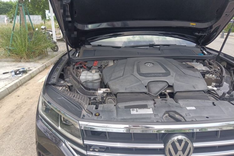 Used Volkswagen Touareg 2019 3.0 TSI RuiFeng Edition China V Standard Engine Bay Right