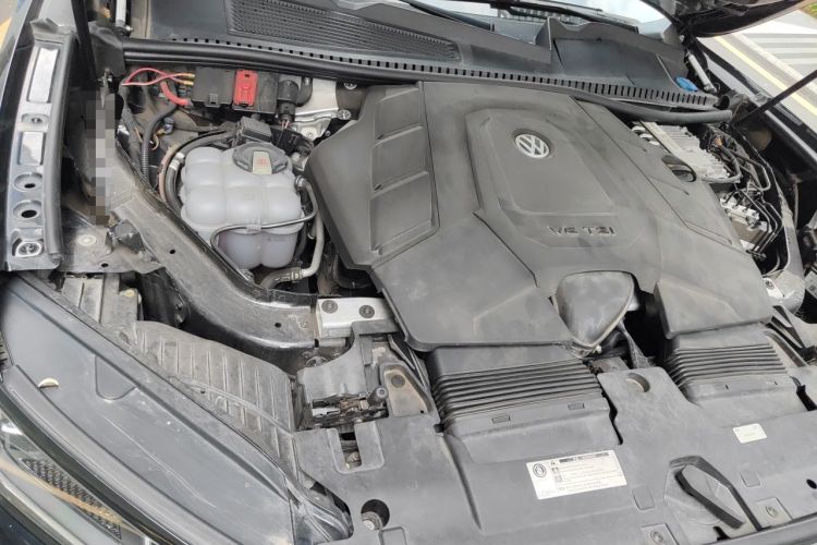 Used Volkswagen Touareg 2019 3.0 TSI RuiFeng Edition China VI Standard Engine Bay Right