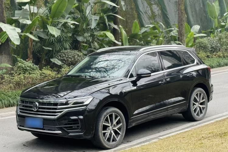 Used Volkswagen Touareg 2019 3.0 TSI RuiFeng Edition China VI Standard Guazi used car, China used car export, Used car for sale, Used  cars, Cheapest cars for sale