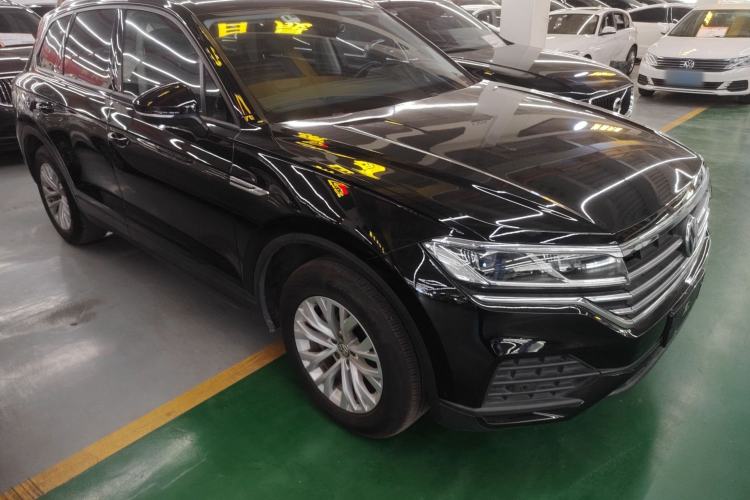 Used Volkswagen Touareg 2019 2.0 TSI Flagship Edition China VI Exterior 1