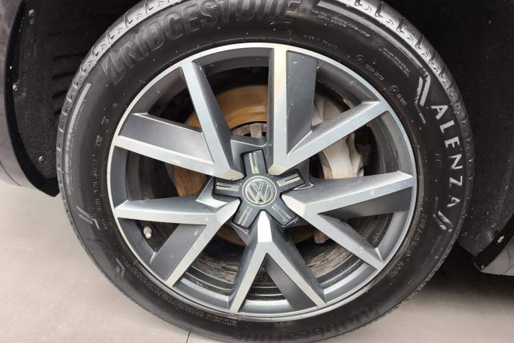 Used Volkswagen Touareg 2019 3.0 TSI RuiFeng Edition China VI Standard Exterior 1