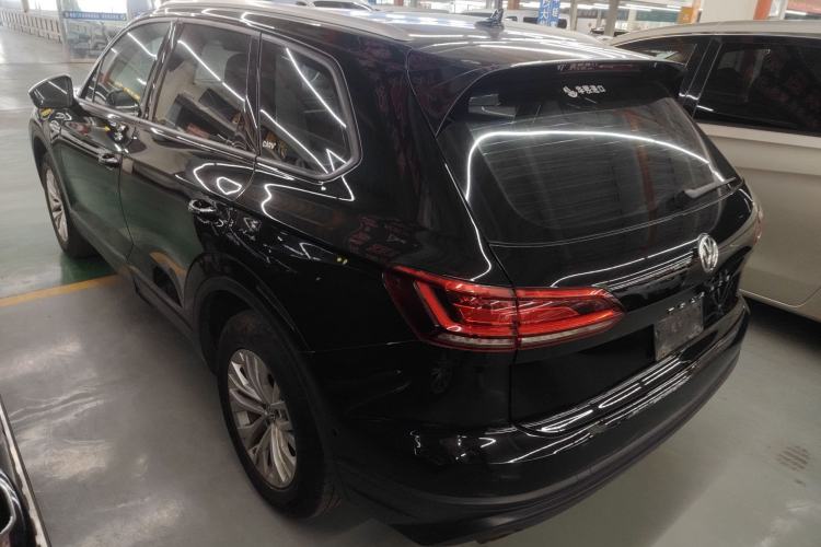 Used Volkswagen Touareg 2019 2.0 TSI Flagship Edition China VI Exterior 2