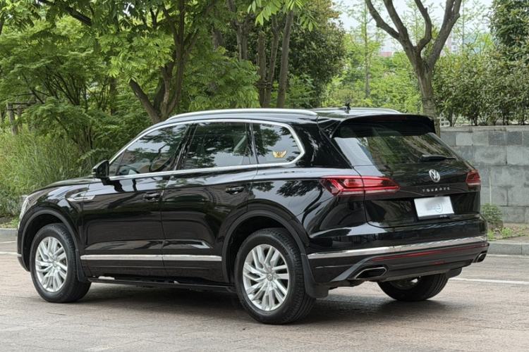 Used Volkswagen Touareg 2019 2.0 TSI Ruiyi Edition China V Standard Exterior 3