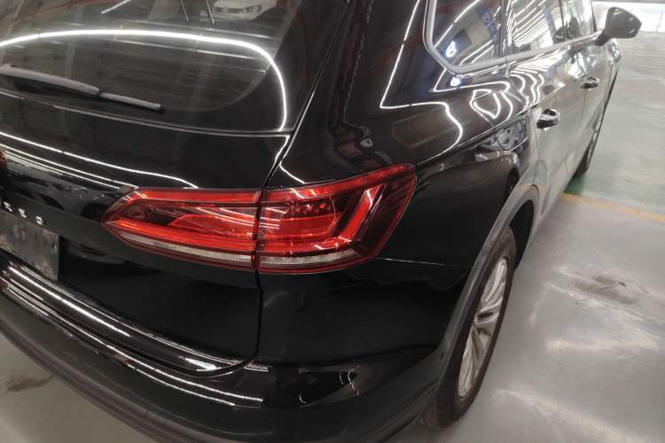 Used Volkswagen Touareg 2019 2.0 TSI Flagship Edition China VI Exterior 3