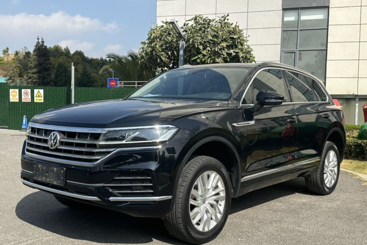 Used Volkswagen Touareg 2019 2.0 TSI Ruiyi Edition China V Standard Exterior 3