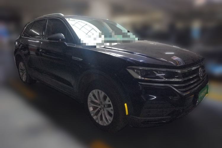 Used Volkswagen Touareg 2019 2.0 TSI Flagship Edition China VI Front Right 45 Deg