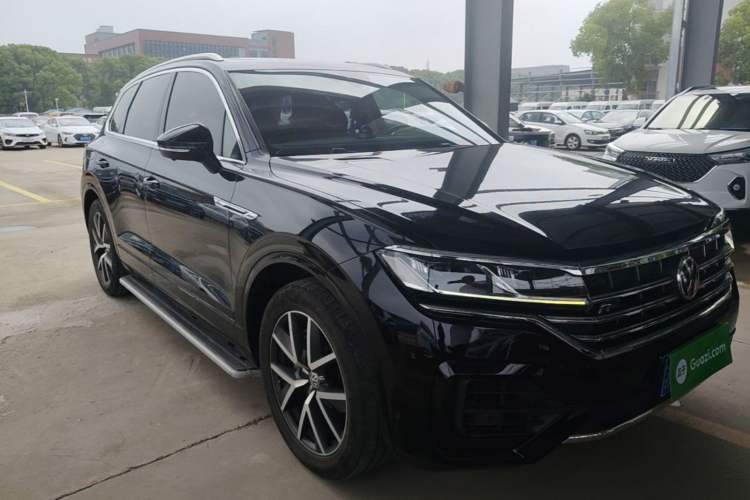 Used Volkswagen Touareg 2019 3.0 TSI RuiFeng Edition China VI Standard Front Right 45 Deg