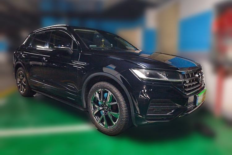 Used Volkswagen Touareg 2019 2.0TSI Ruiyi Edition China VI Standard Front Right 45 Deg