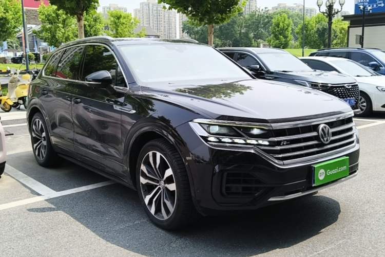 Used Volkswagen Touareg 2019 3.0 TSI Prestige Version China VI Standard Front Right 45 Deg