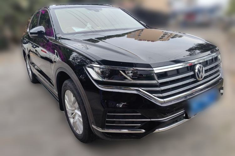 Used Volkswagen Touareg 2019 2.0TSI Ruiyi Edition China VI Standard Front Right 45 Deg