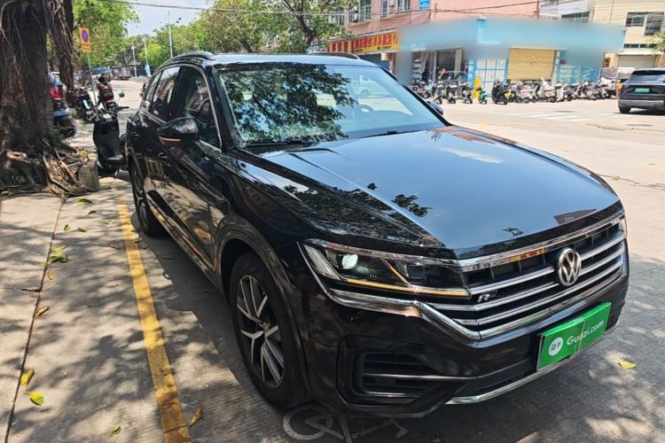 Used Volkswagen Touareg 2019 3.0 TSI RuiFeng Edition China VI Standard Front Right 45 Deg