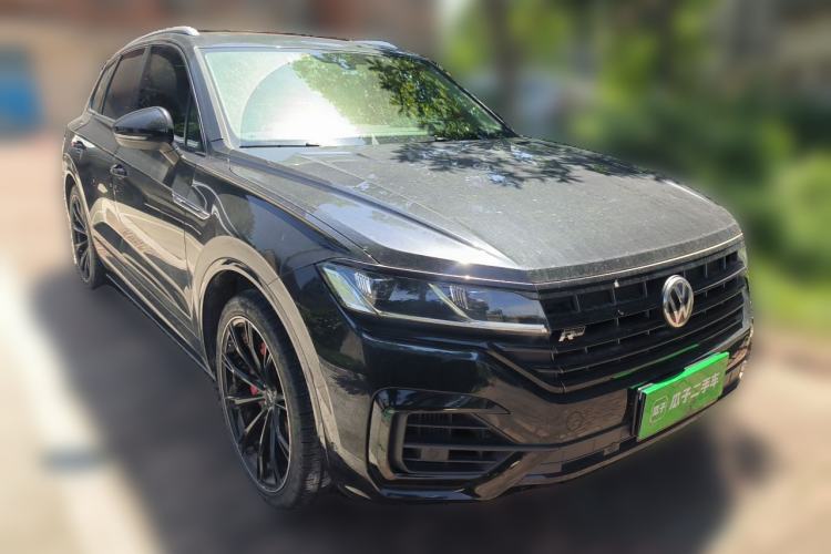 Used Volkswagen Touareg 2019 3.0 TSI Prestige Version China VI Standard Front Right 45 Deg