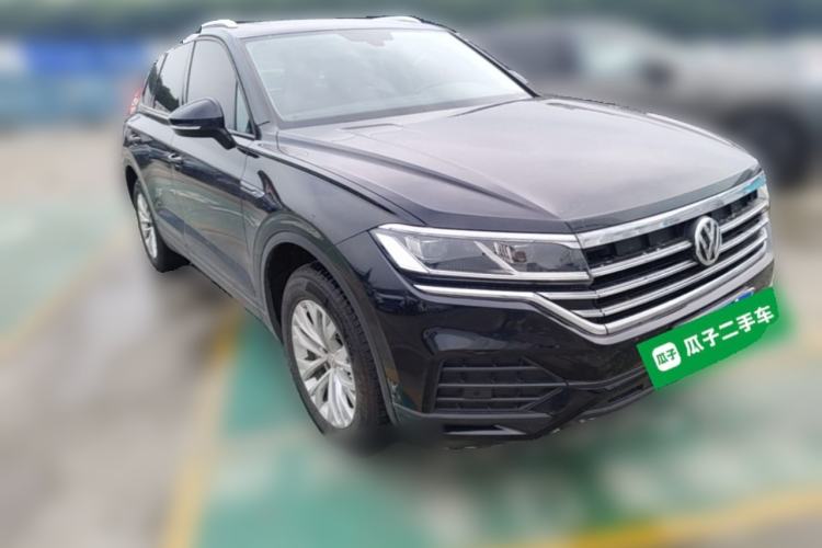 Used Volkswagen Touareg 2019 2.0 TSI Flagship Edition China VI Front Right 45 Deg