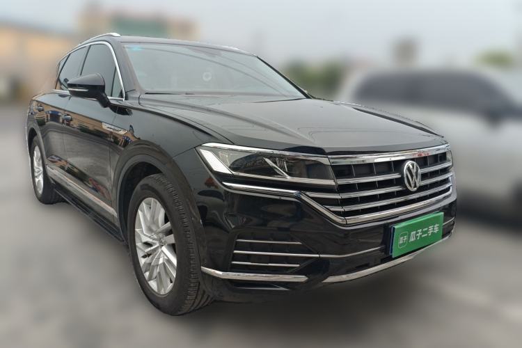 Used Volkswagen Touareg 2019 2.0TSI Ruiyi Edition China VI Standard Front Right 45 Deg