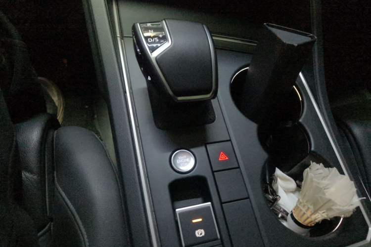 Used Volkswagen Touareg 2019 2.0 TSI Flagship Edition China VI Gear Lever