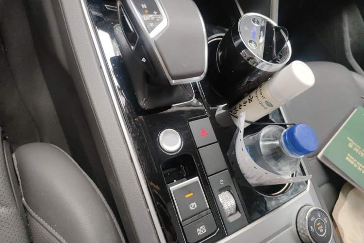 Used Volkswagen Touareg 2019 3.0 TSI RuiFeng Edition China VI Standard Gear Lever