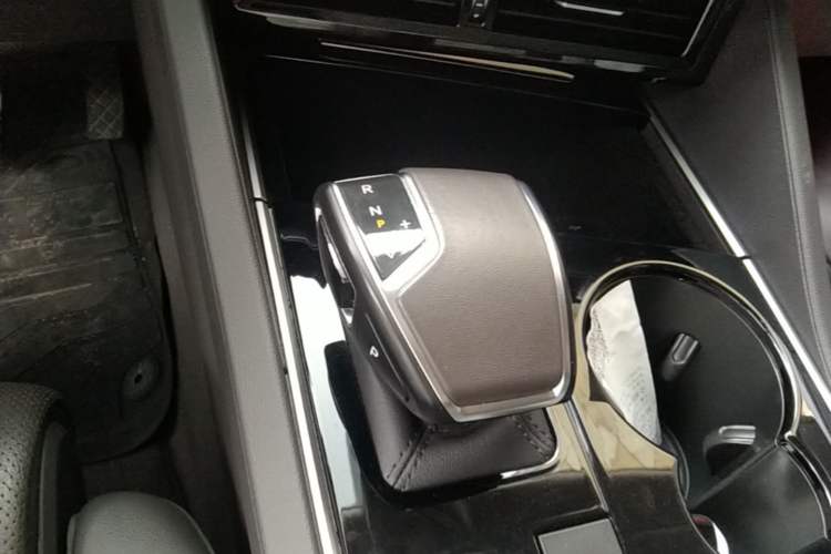 Used Volkswagen Touareg 2019 3.0 TSI RuiFeng Edition China V Standard Gear Lever