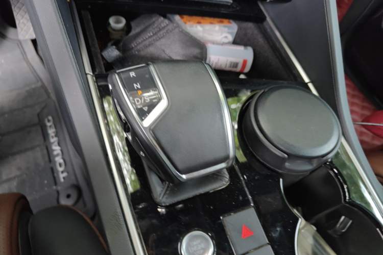 Used Volkswagen Touareg 2019 3.0 TSI Advanced Version China V Standard Gear Lever