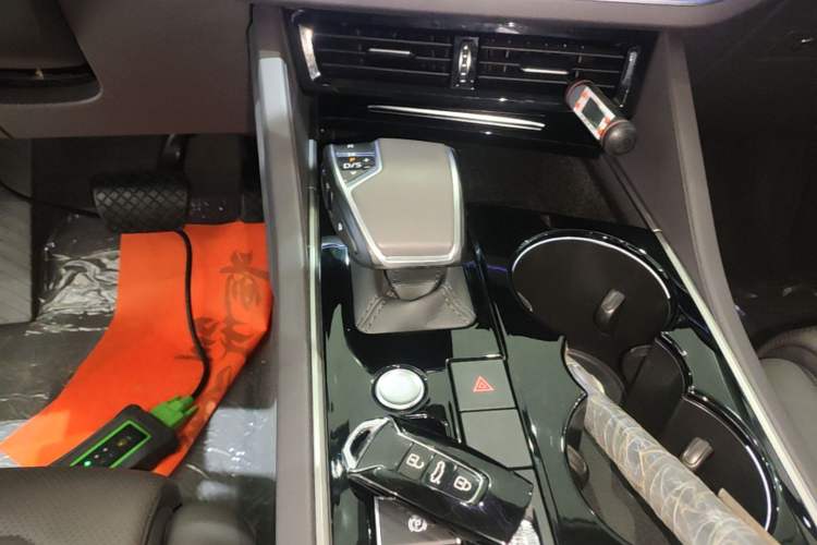 Used Volkswagen Touareg 2019 3.0 TSI RuiFeng Edition China VI Standard Gear Lever