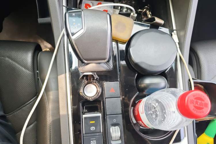 Used Volkswagen Touareg 2019 2.0 TSI Ruiyi Edition China V Standard Gear Lever