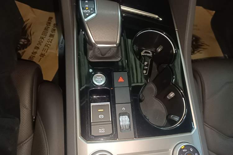Used Volkswagen Touareg 2019 3.0 TSI RuiFeng Edition China VI Standard Gear Lever