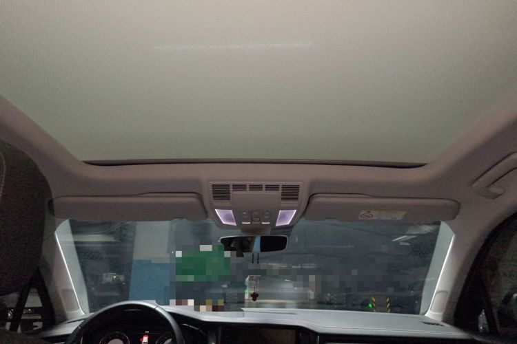Used Volkswagen Touareg 2019 2.0 TSI Flagship Edition China VI Headliner