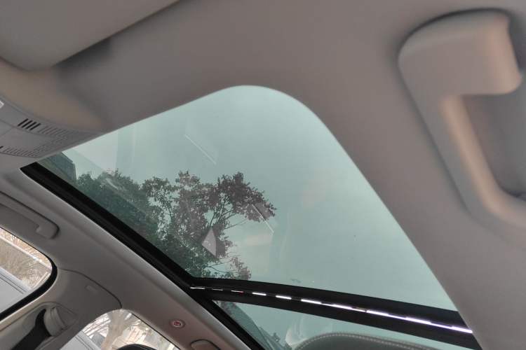 Used Volkswagen Touareg 2019 2.0TSI Ruiyi Edition China VI Standard Headliner