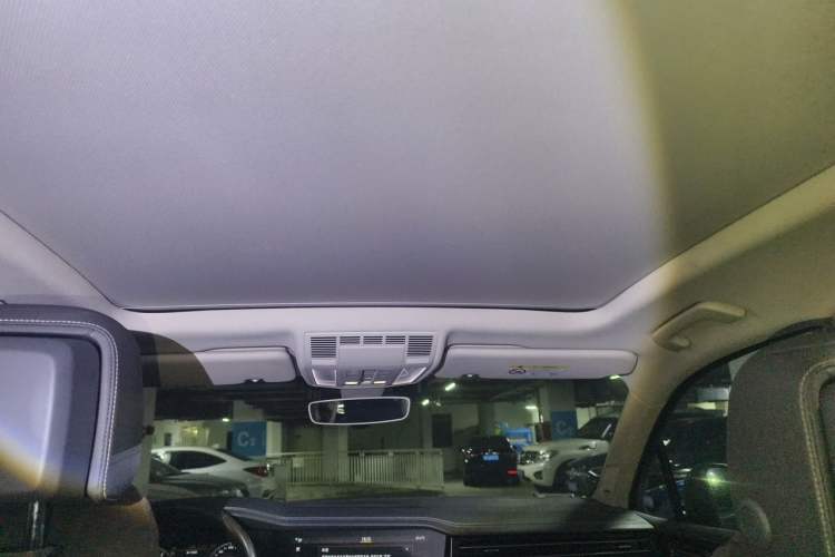 Used Volkswagen Touareg 2019 3.0 TSI RuiFeng Edition China VI Standard Headliner