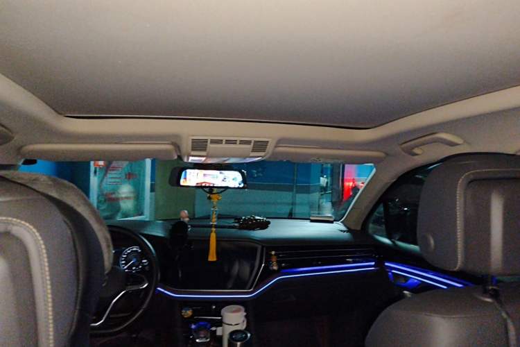 Used Volkswagen Touareg 2019 2.0TSI Ruiyi Edition China VI Standard Headliner