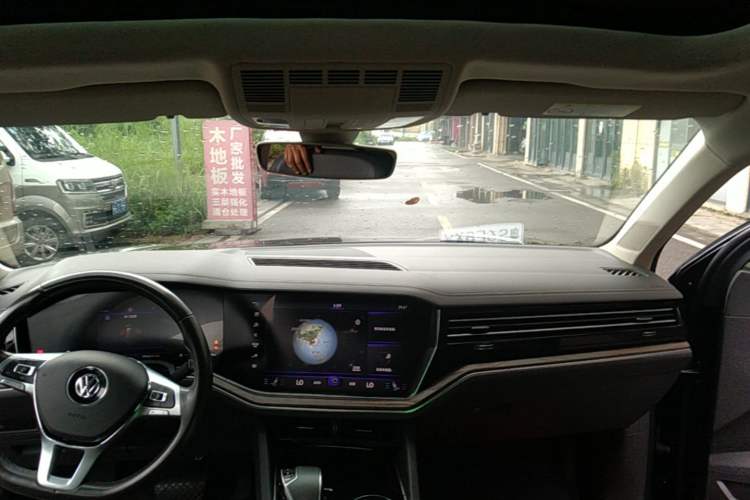 Used Volkswagen Touareg 2019 3.0 TSI RuiFeng Edition China V Standard Headliner