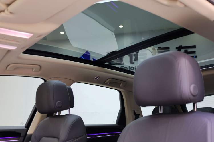 Used Volkswagen Touareg 2019 3.0 TSI RuiFeng Edition China V Standard Headliner