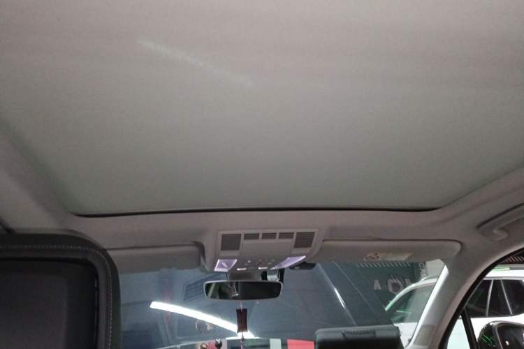 Used Volkswagen Touareg 2019 3.0 TSI RuiFeng Edition China V Standard Headliner