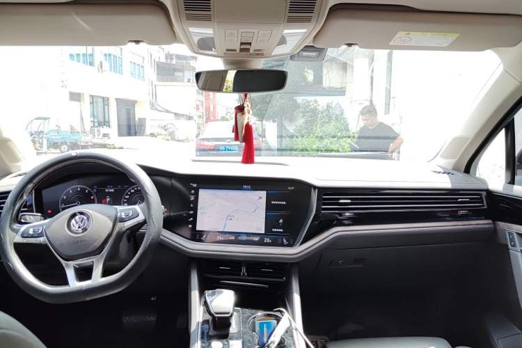 Used Volkswagen Touareg 2019 2.0TSI Ruiyi Edition China VI Standard Headliner