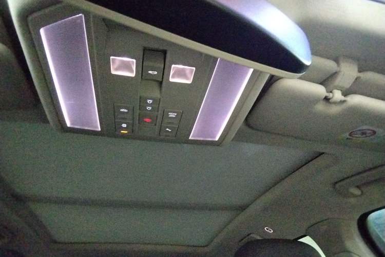 Used Volkswagen Touareg 2019 3.0 TSI RuiFeng Edition China VI Standard Headliner