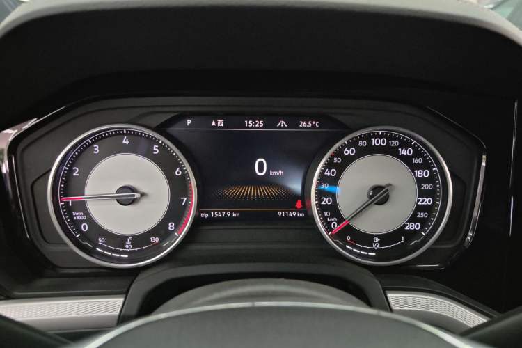 Used Volkswagen Touareg 2019 2.0 TSI Flagship Edition China VI Instrument Cluster