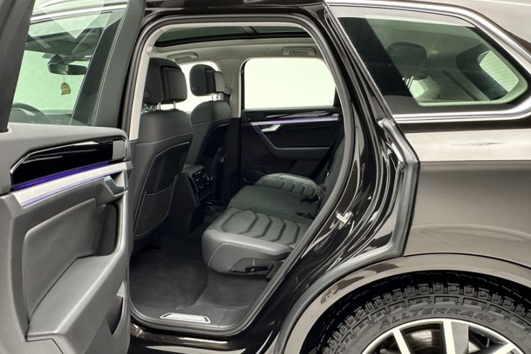 Used Volkswagen Touareg 2019 3.0 TSI RuiFeng Edition China VI Standard Interior 1