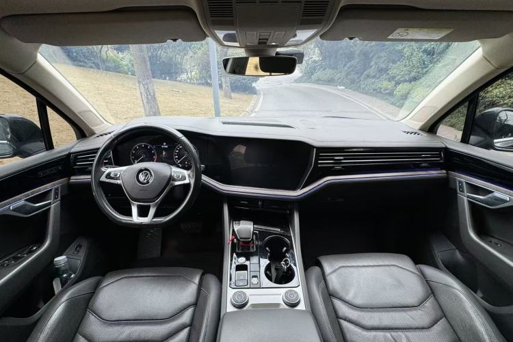 Used Volkswagen Touareg 2019 3.0 TSI RuiFeng Edition China VI Standard Interior 3