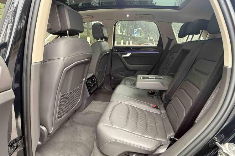 Used Volkswagen Touareg 2019 3.0 TSI RuiFeng Edition China VI Standard Interior 3