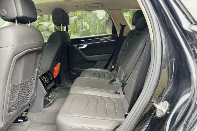 Used Volkswagen Touareg 2019 3.0 TSI RuiFeng Edition China VI Standard Interior 4